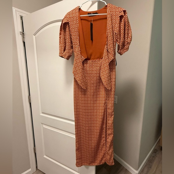 House of Harlow 1960 x REVOLVE Vincenza Maxi Dress in Geo Tile Print - Picture 3 of 8